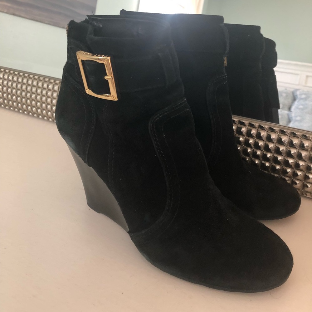 Tory birch bootie